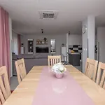 Apartment Angela